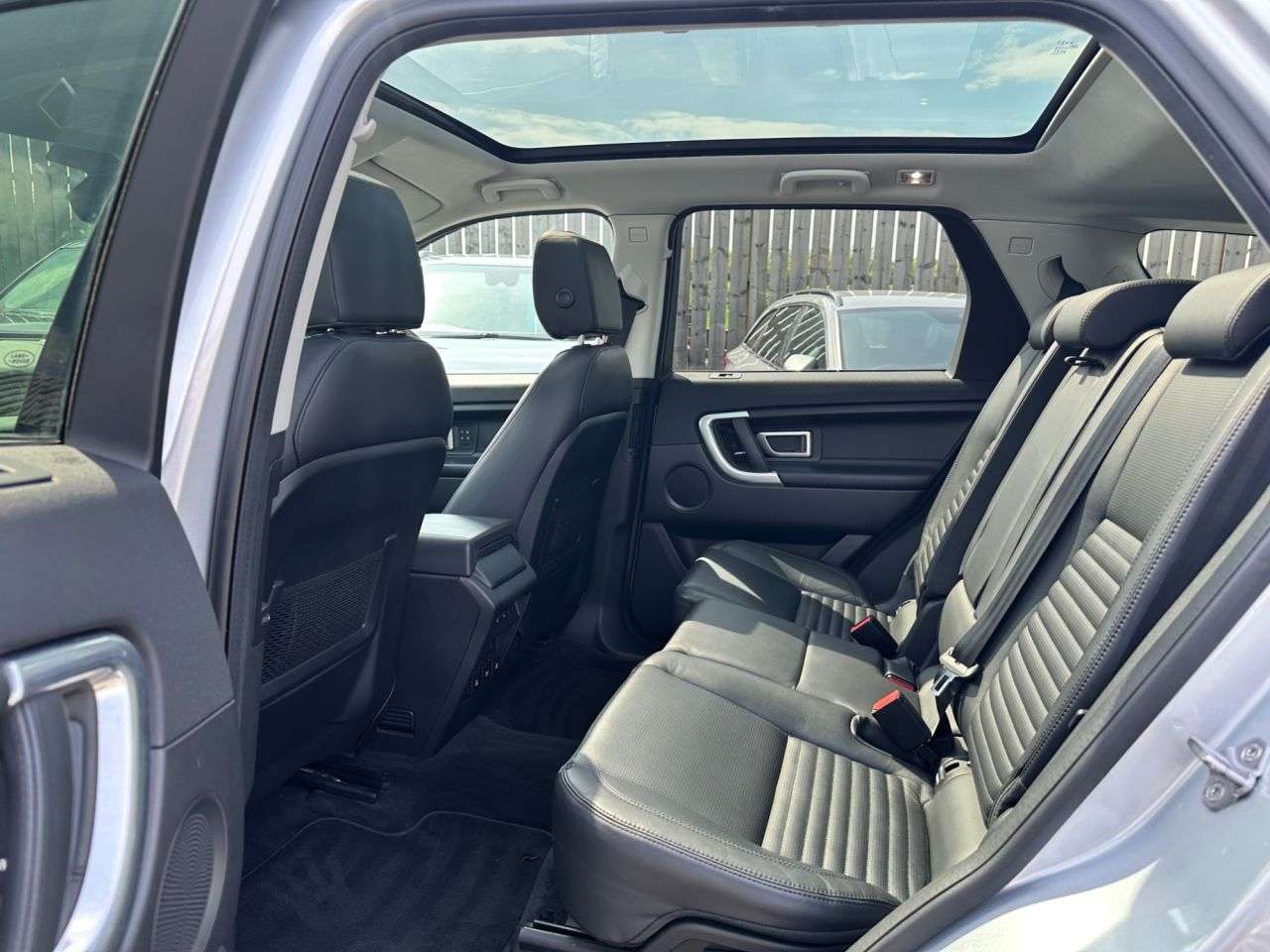 2018 LAND ROVER DISCOVERY SPORT 2018 LAND ROVER DISCOVERY SPORT