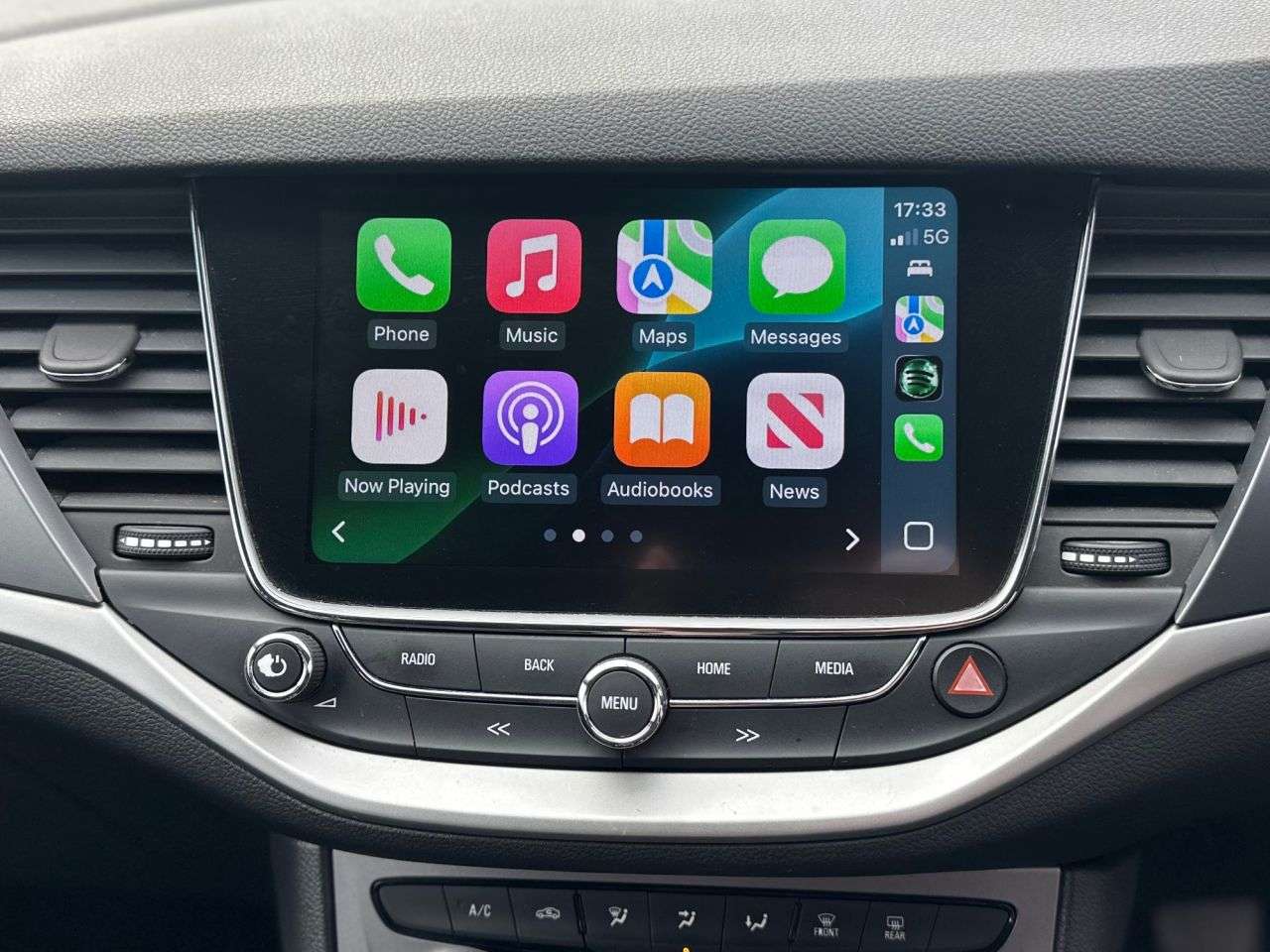 A 2017 VAUXHALL ASTRA 1.6 CDTi ecoFLEX Tech Line FSH! A 2017 VAUXHALL ASTRA 1.6 CDTi ecoFLEX Tech Line FSH!