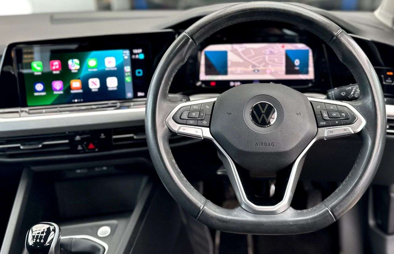 A 2023 VOLKSWAGEN GOLF 1.5 TSI Life ONE OWNER FROM NEW! A 2023 VOLKSWAGEN GOLF 1.5 TSI Life ONE OWNER FROM NEW!