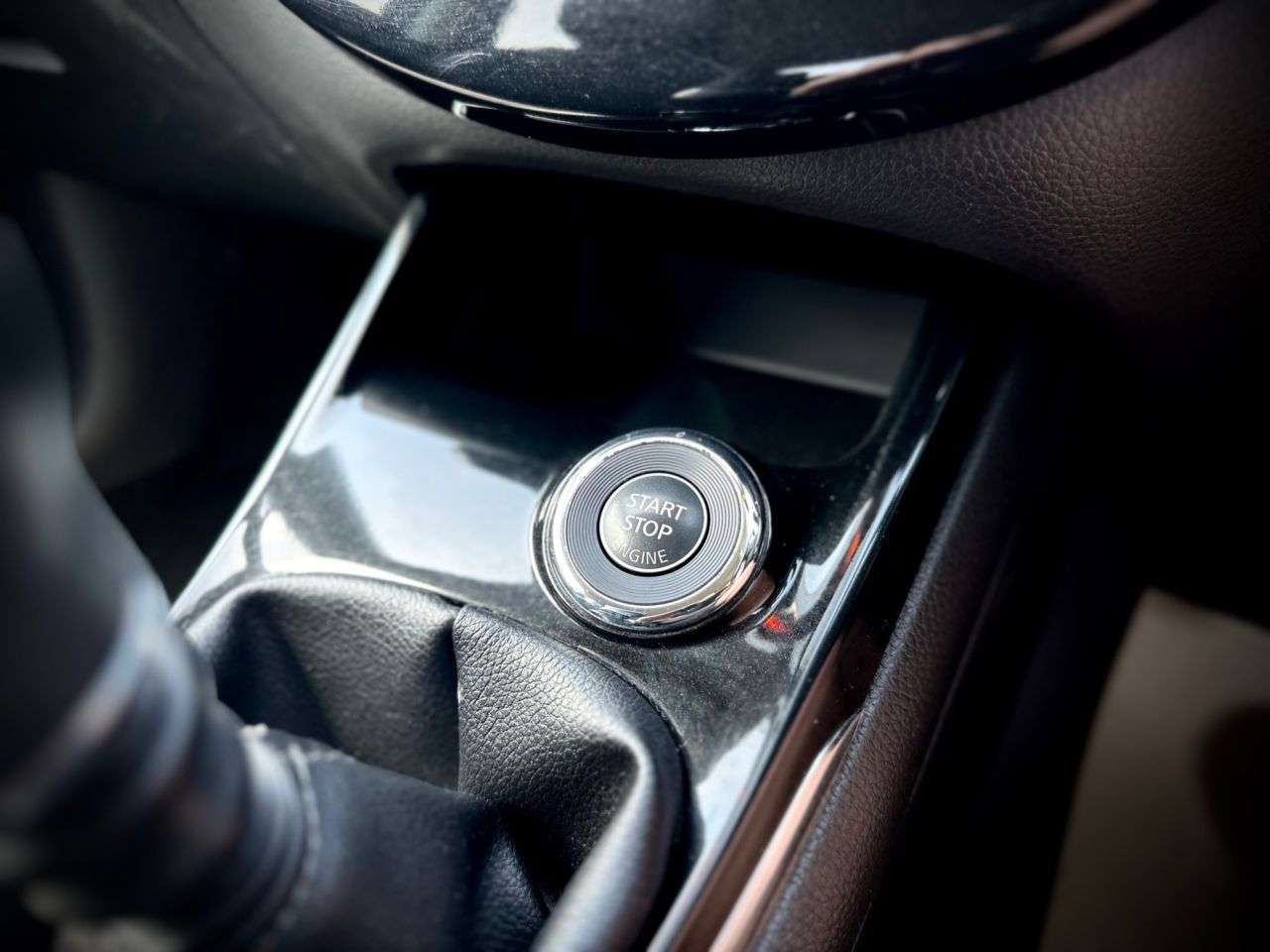 2017 NISSAN PULSAR 2017 NISSAN PULSAR