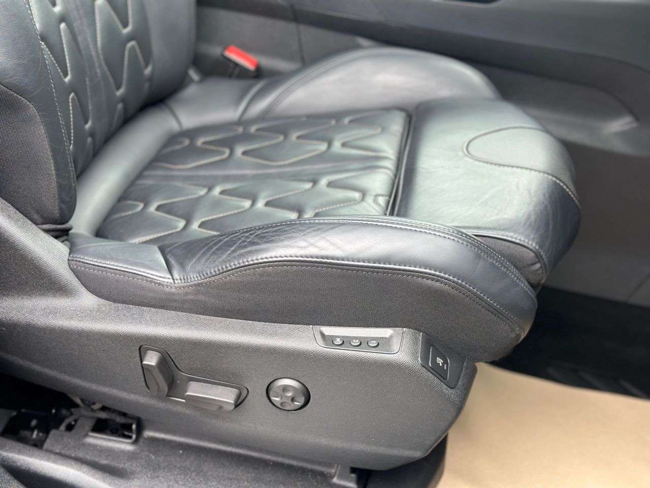 2018 PEUGEOT 3008 2018 PEUGEOT 3008