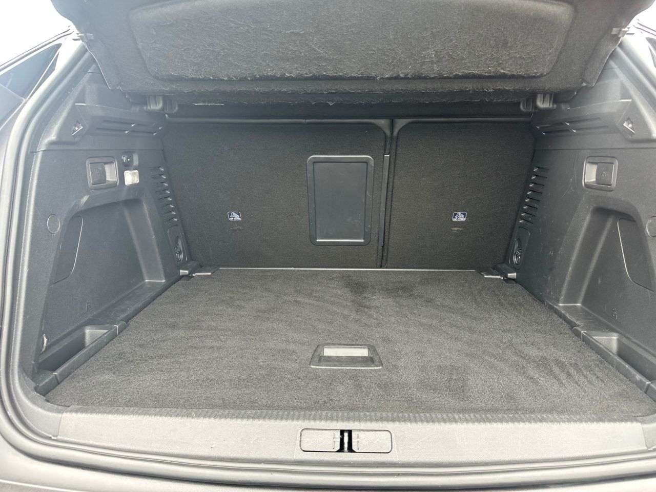 2018 PEUGEOT 3008 2018 PEUGEOT 3008