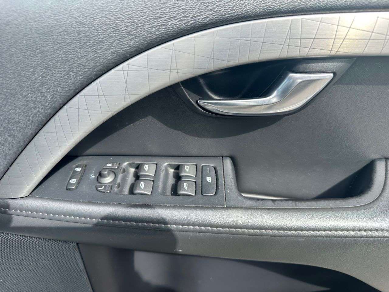 2012 VOLVO XC70 2012 VOLVO XC70