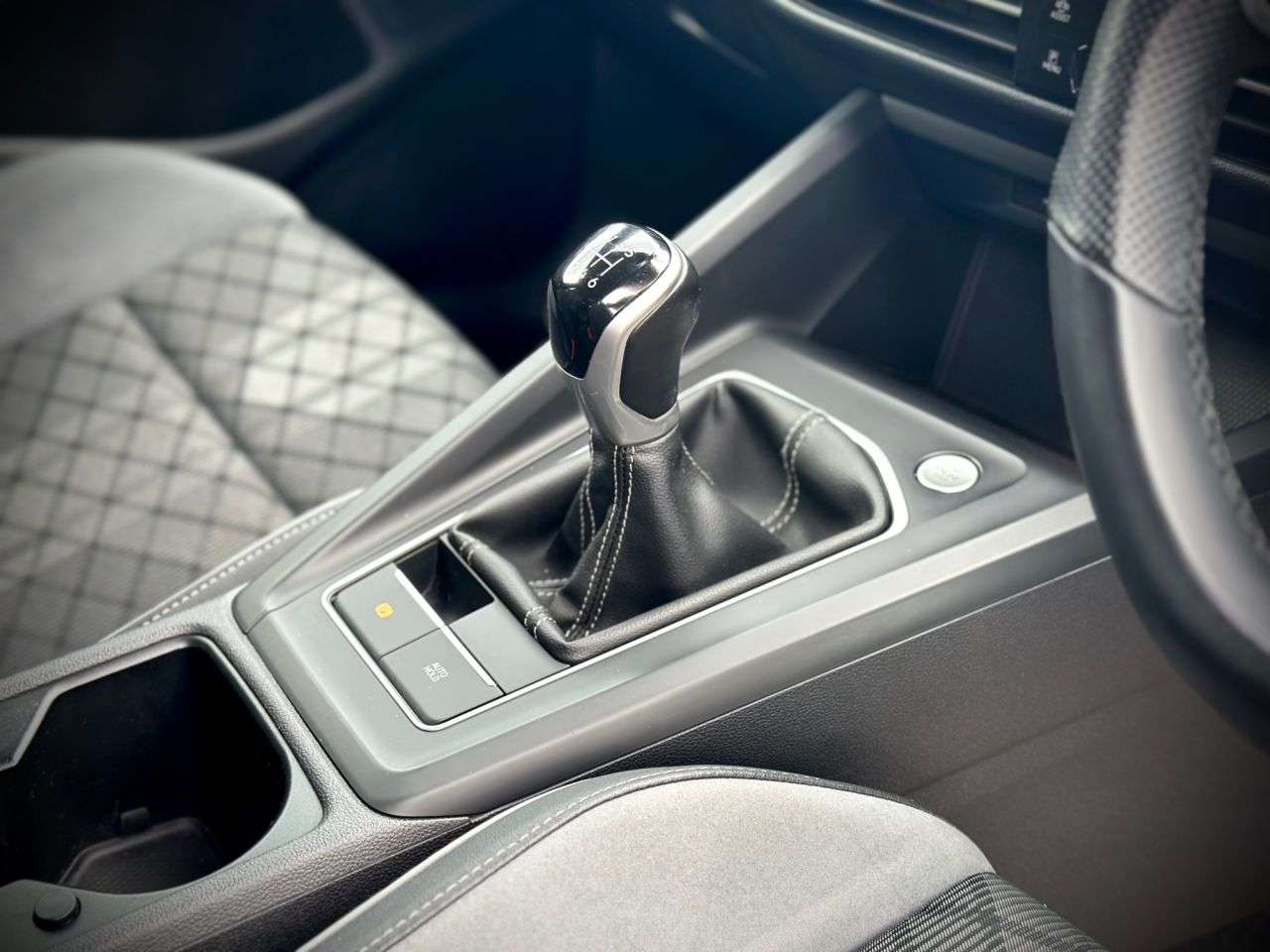 2021 VOLKSWAGEN GOLF 2021 VOLKSWAGEN GOLF