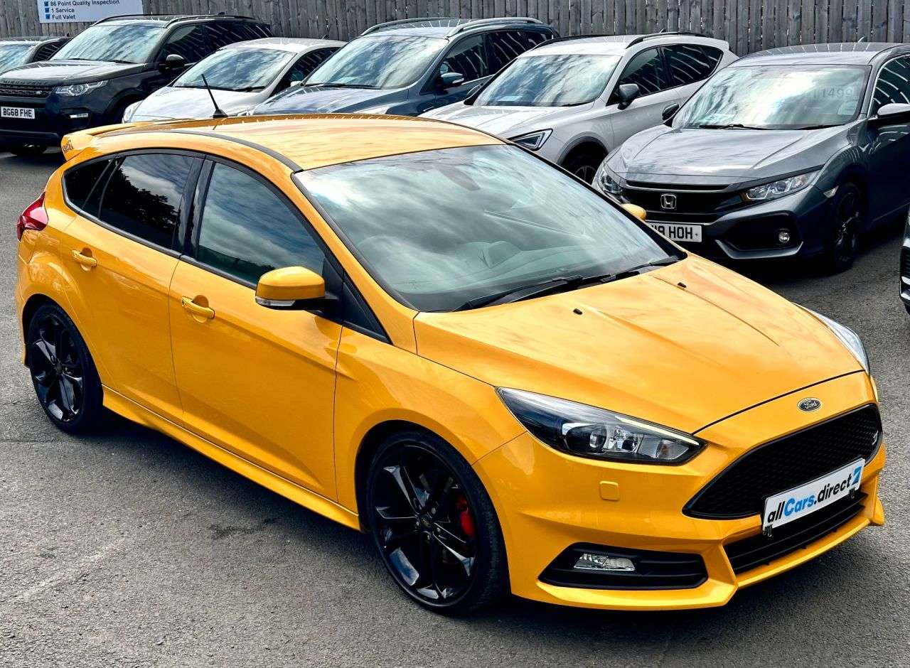 A 2018 FORD FOCUS 2.0T EcoBoost ST-3 FSH! CAR PLAY A 2018 FORD FOCUS 2.0T EcoBoost ST-3 FSH! CAR PLAY