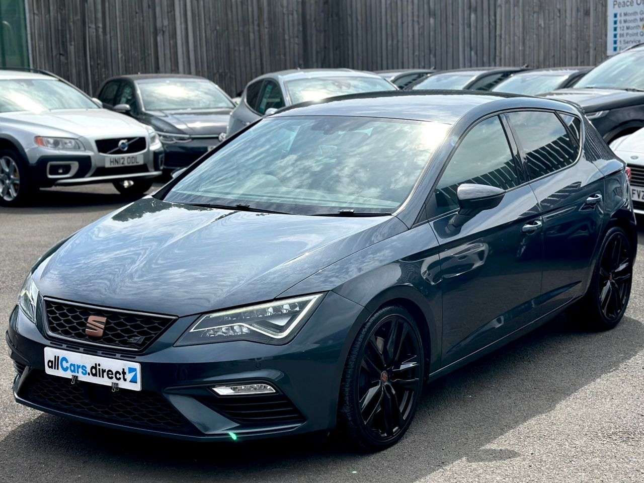 A 2019 SEAT LEON 2.0 TSI Cupra 290 DSG GREAT SPEC! STUNNING LOOKS! A 2019 SEAT LEON 2.0 TSI Cupra 290 DSG GREAT SPEC! STUNNING LOOKS!