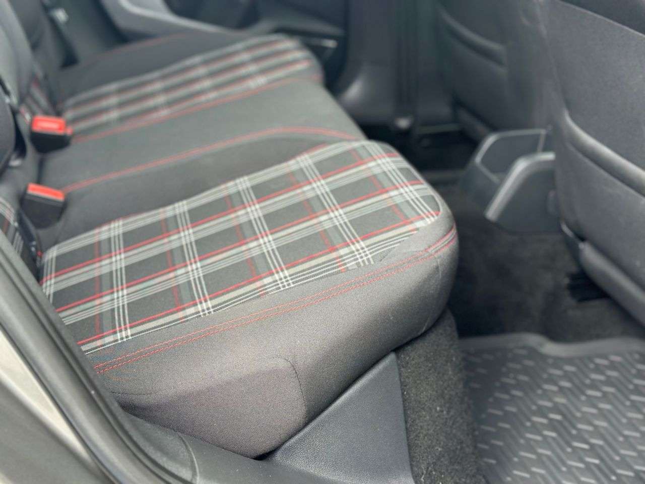 2019 VOLKSWAGEN POLO 2019 VOLKSWAGEN POLO