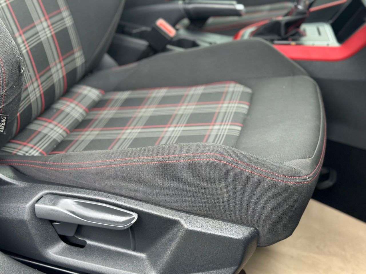 2019 VOLKSWAGEN POLO 2019 VOLKSWAGEN POLO