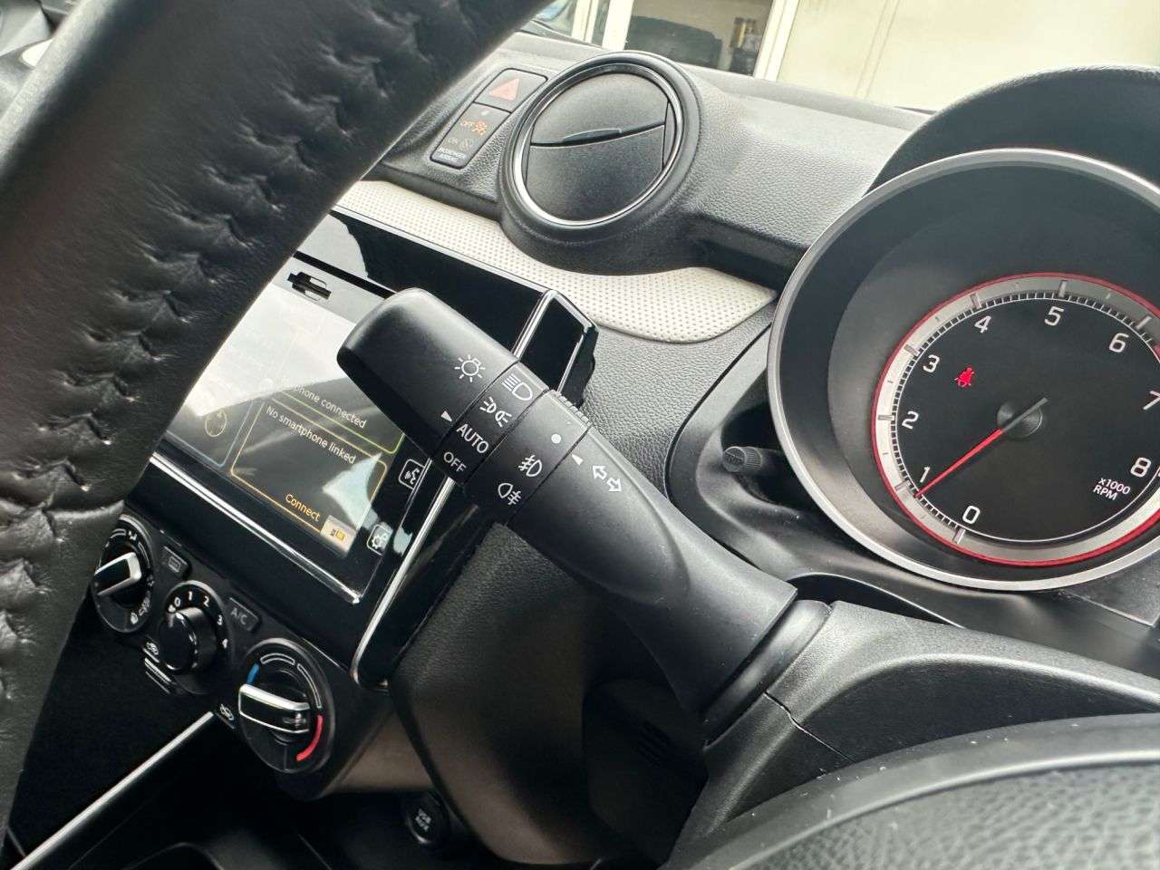 2018 SUZUKI SWIFT 2018 SUZUKI SWIFT