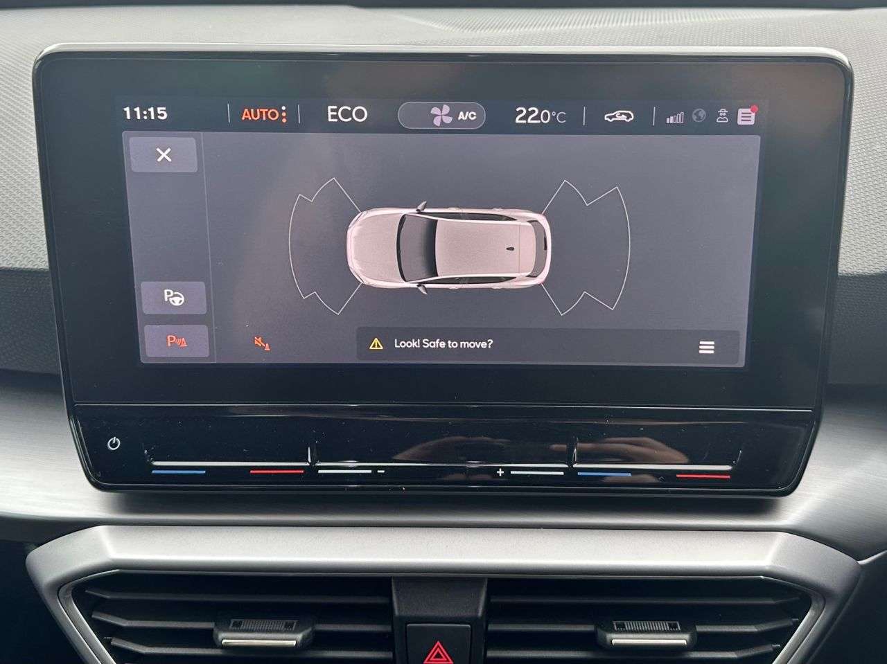A 2020 SEAT LEON 1.4 eHybrid FR Petrol Plug-in Hybrid DSG HUGE SPEC! A 2020 SEAT LEON 1.4 eHybrid FR Petrol Plug-in Hybrid DSG HUGE SPEC!