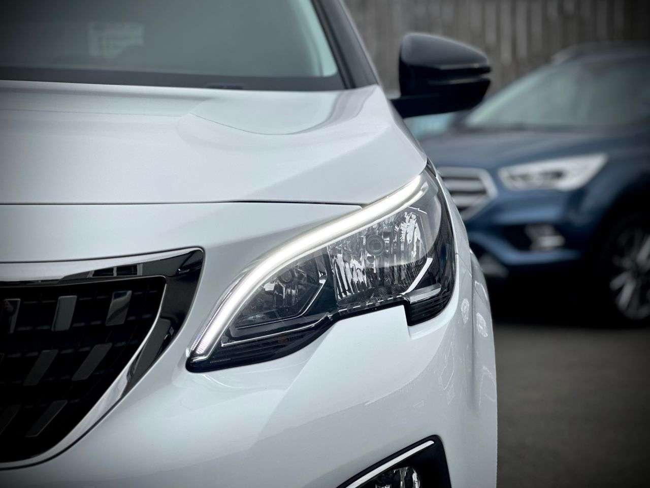 2017 PEUGEOT 3008 2017 PEUGEOT 3008