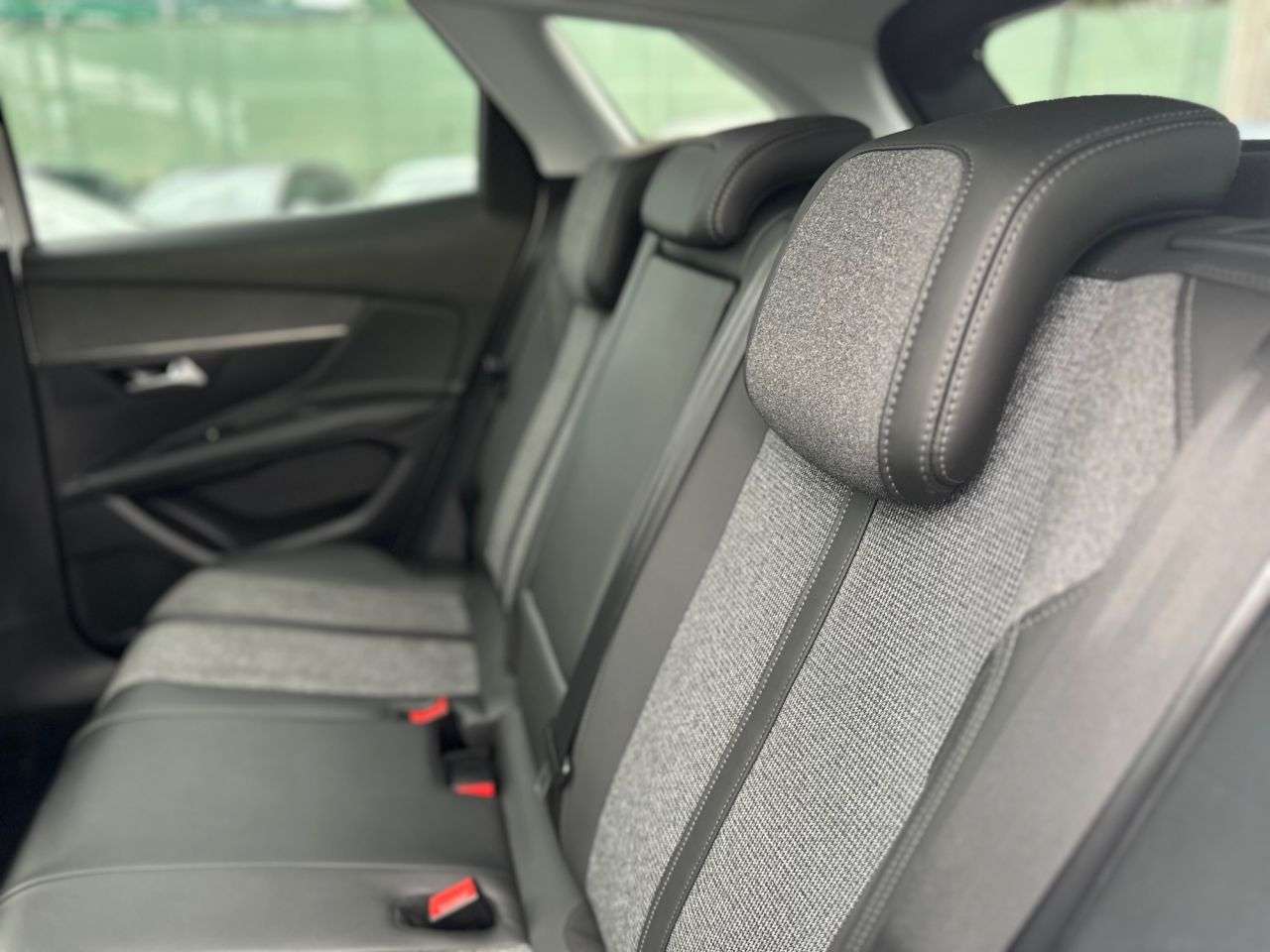 2017 PEUGEOT 3008 2017 PEUGEOT 3008