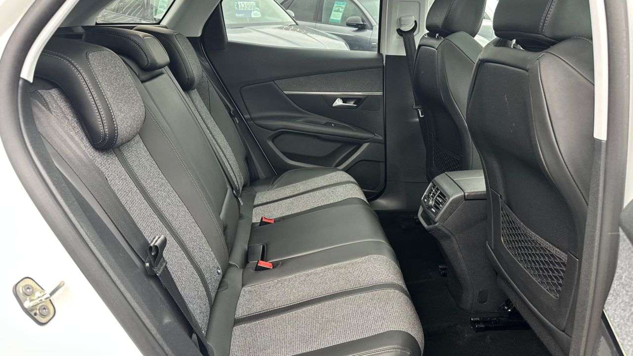 2017 PEUGEOT 3008 2017 PEUGEOT 3008