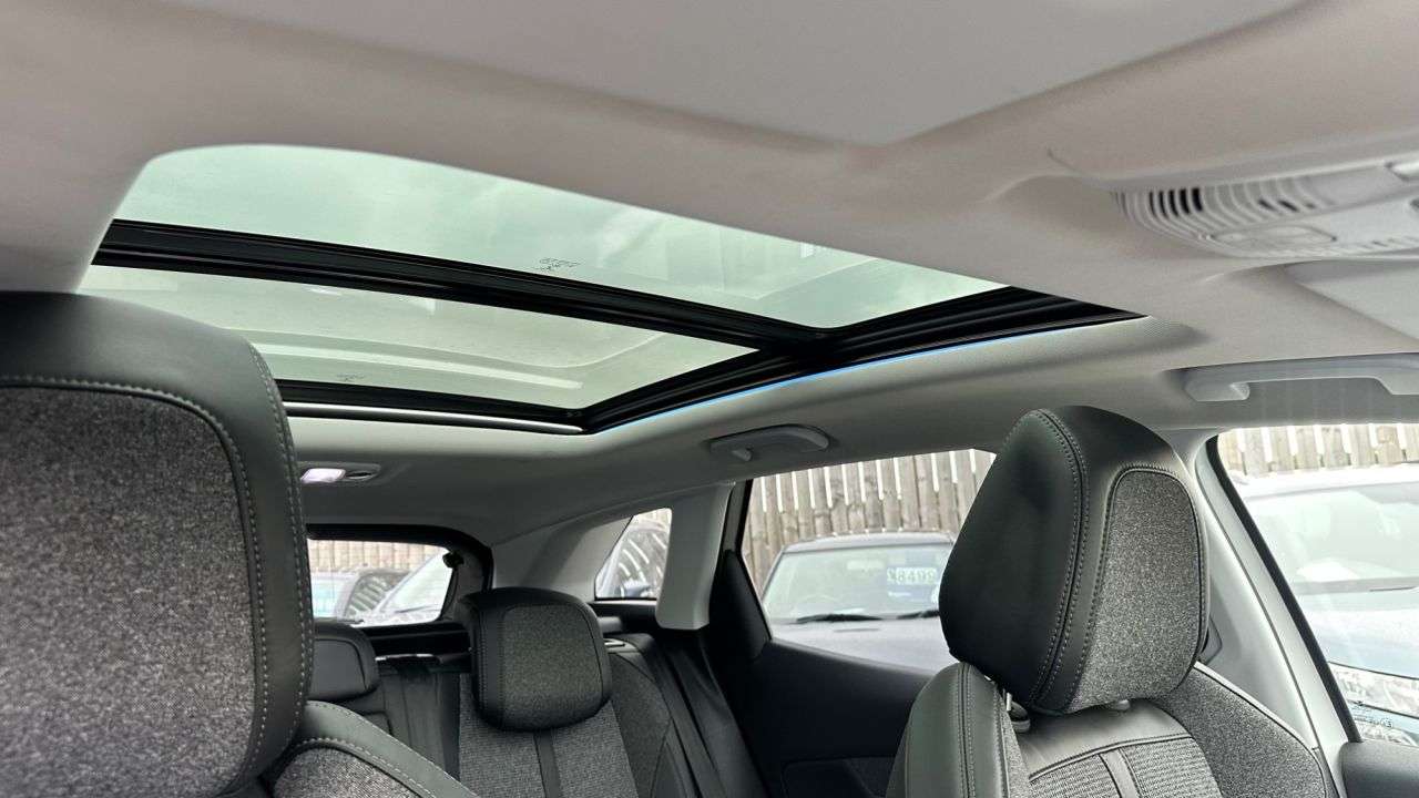 2017 PEUGEOT 3008 2017 PEUGEOT 3008