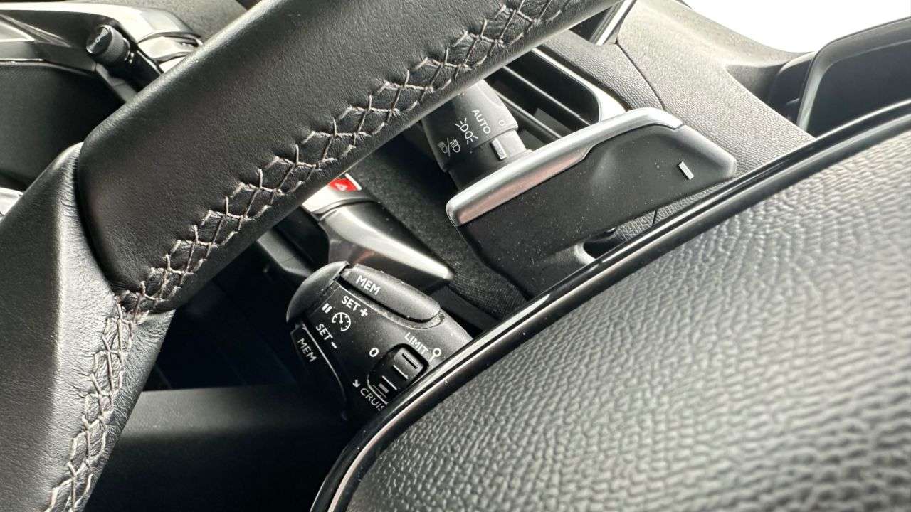 2017 PEUGEOT 3008 2017 PEUGEOT 3008