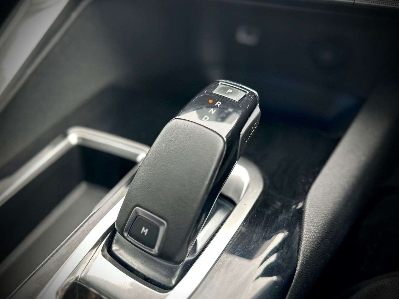2017 PEUGEOT 3008 2017 PEUGEOT 3008