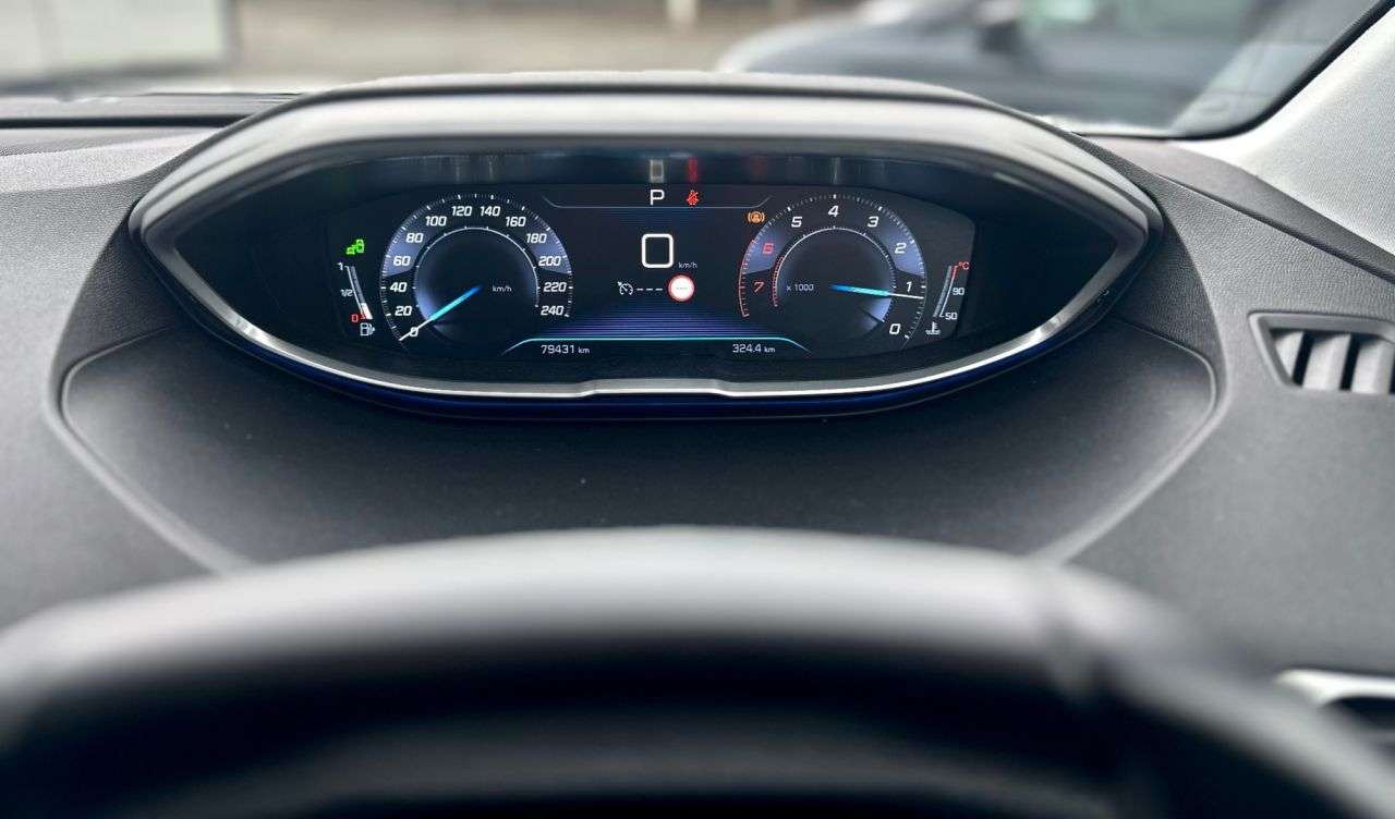 2017 PEUGEOT 3008 2017 PEUGEOT 3008