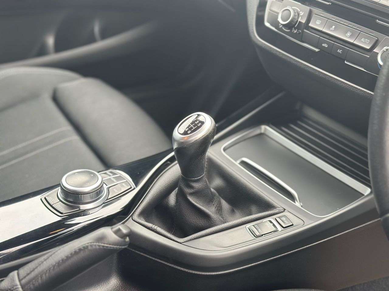 2019 BMW 1 SERIES 2019 BMW 1 SERIES