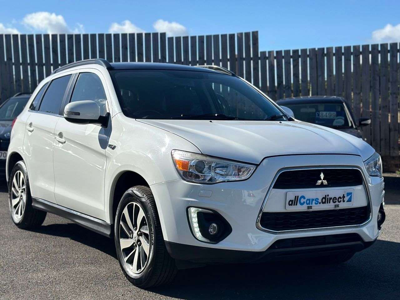 A 2015 MITSUBISHI ASX 2.2 DI-D 4 SUV 5dr Diesel Auto 4WD MOT UNTIL 31/03/2027 A 2015 MITSUBISHI ASX 2.2 DI-D 4 SUV 5dr Diesel Auto 4WD MOT UNTIL 31/03/2027
