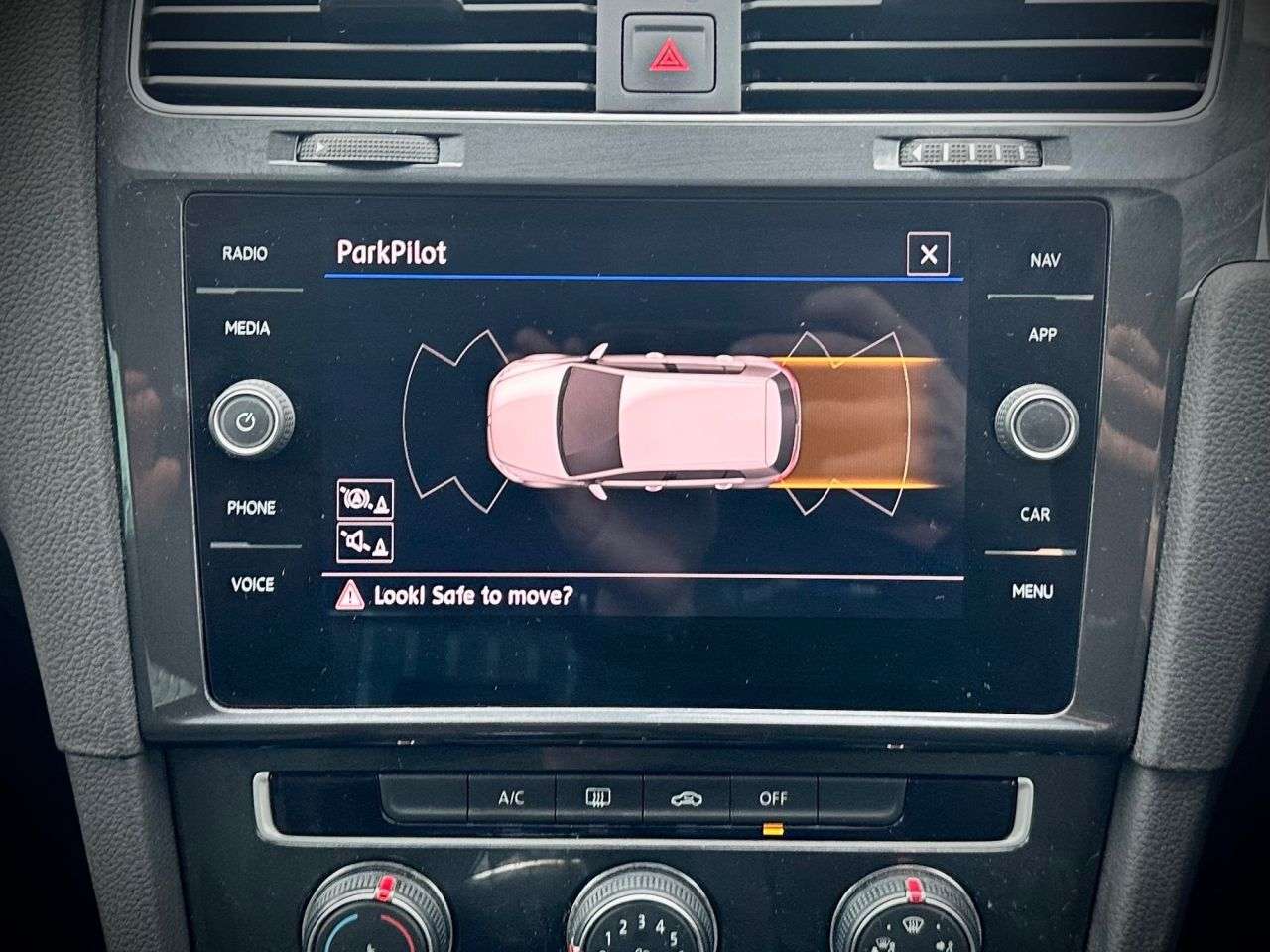 2019 VOLKSWAGEN GOLF 2019 VOLKSWAGEN GOLF