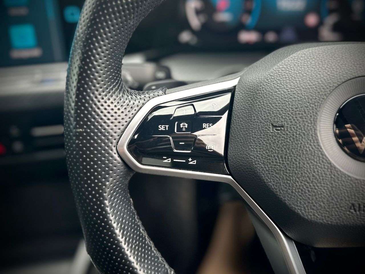 2020 VOLKSWAGEN GOLF 2020 VOLKSWAGEN GOLF