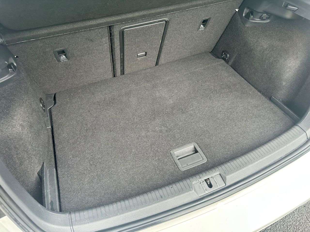 2019 VOLKSWAGEN GOLF 2019 VOLKSWAGEN GOLF