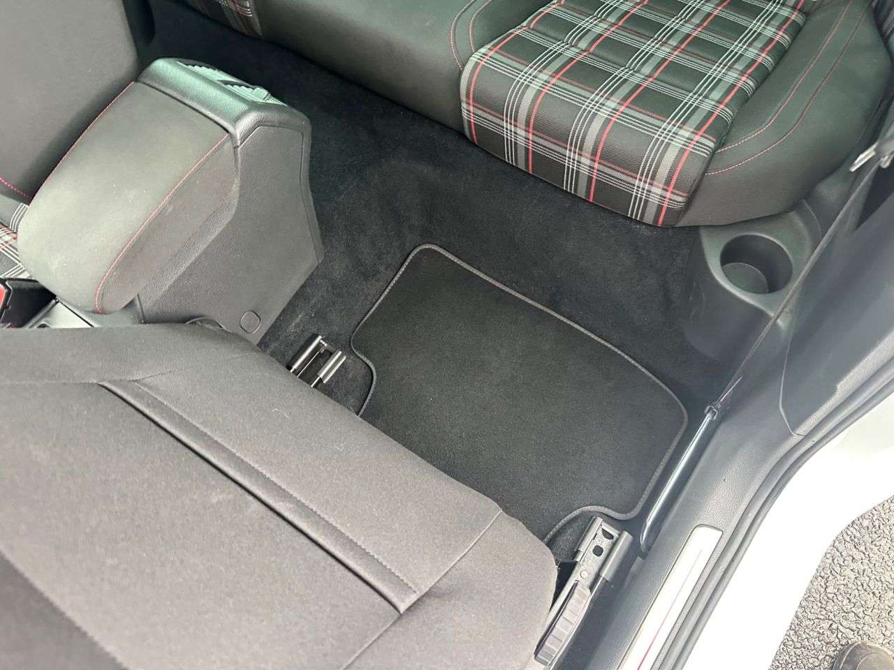 2019 VOLKSWAGEN GOLF 2019 VOLKSWAGEN GOLF