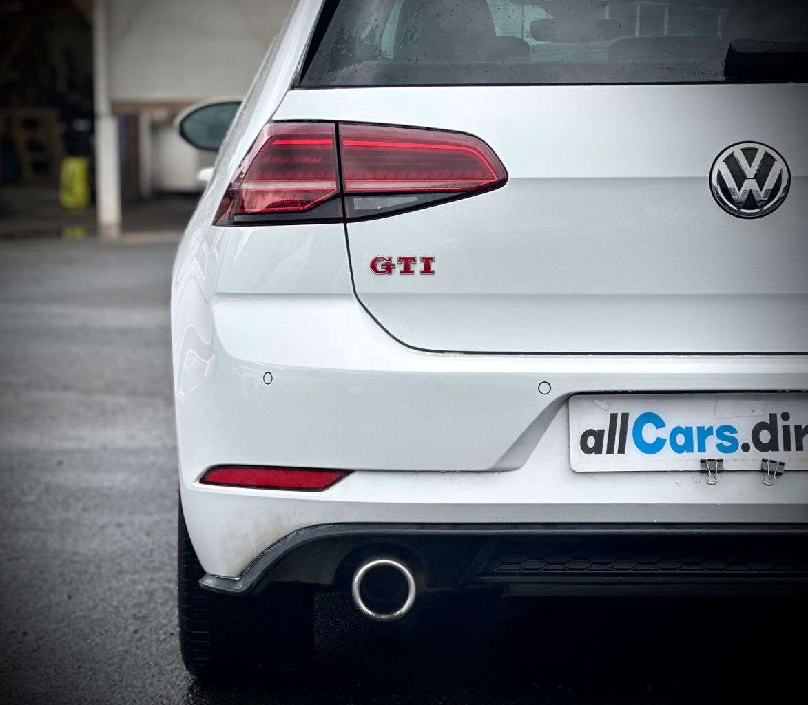2019 VOLKSWAGEN GOLF 2019 VOLKSWAGEN GOLF