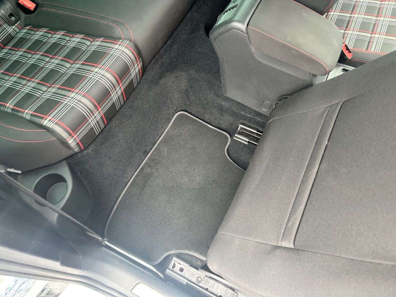 2019 VOLKSWAGEN GOLF 2019 VOLKSWAGEN GOLF