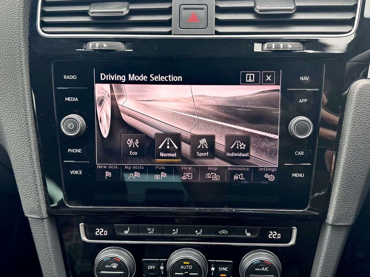 2019 VOLKSWAGEN GOLF 2019 VOLKSWAGEN GOLF