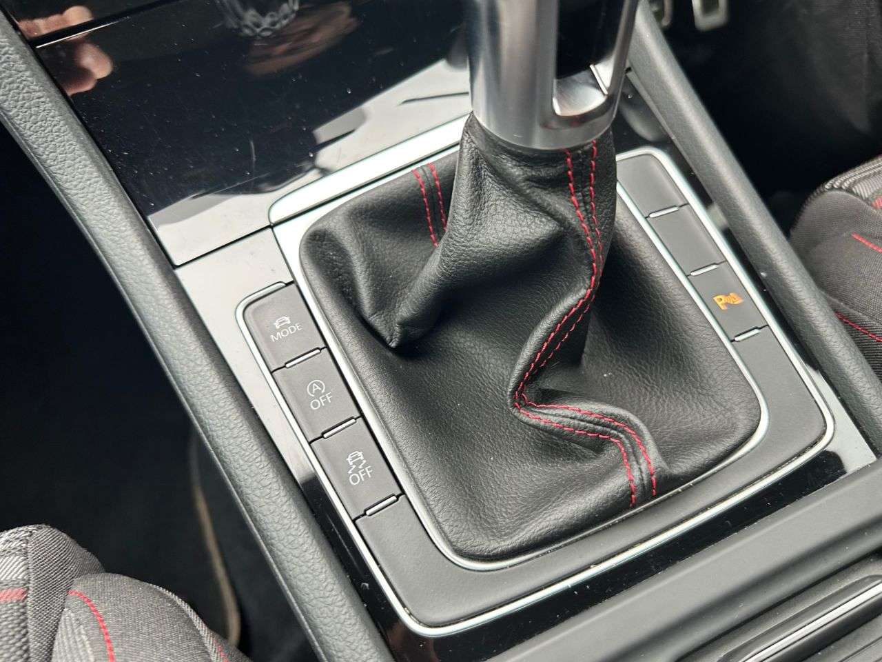 2019 VOLKSWAGEN GOLF 2019 VOLKSWAGEN GOLF