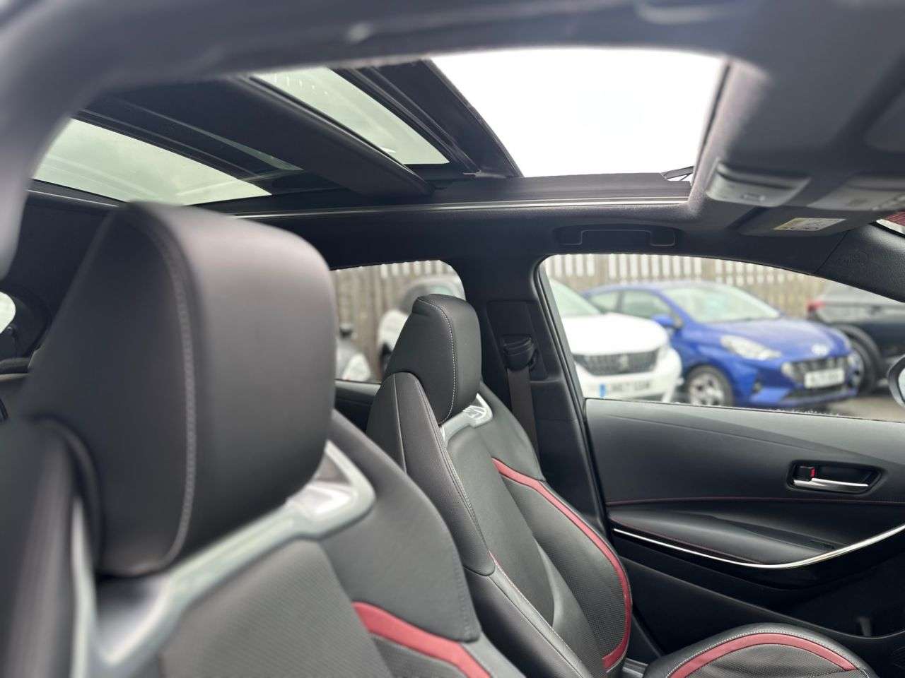 A 2021 TOYOTA COROLLA 1.8 VVT-h GPF Excel Hybrid CVT PAN ROOF! FULL TOYOTA HIST! A 2021 TOYOTA COROLLA 1.8 VVT-h GPF Excel Hybrid CVT PAN ROOF! FULL TOYOTA HIST!