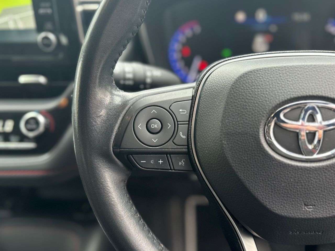 2021 TOYOTA COROLLA 2021 TOYOTA COROLLA