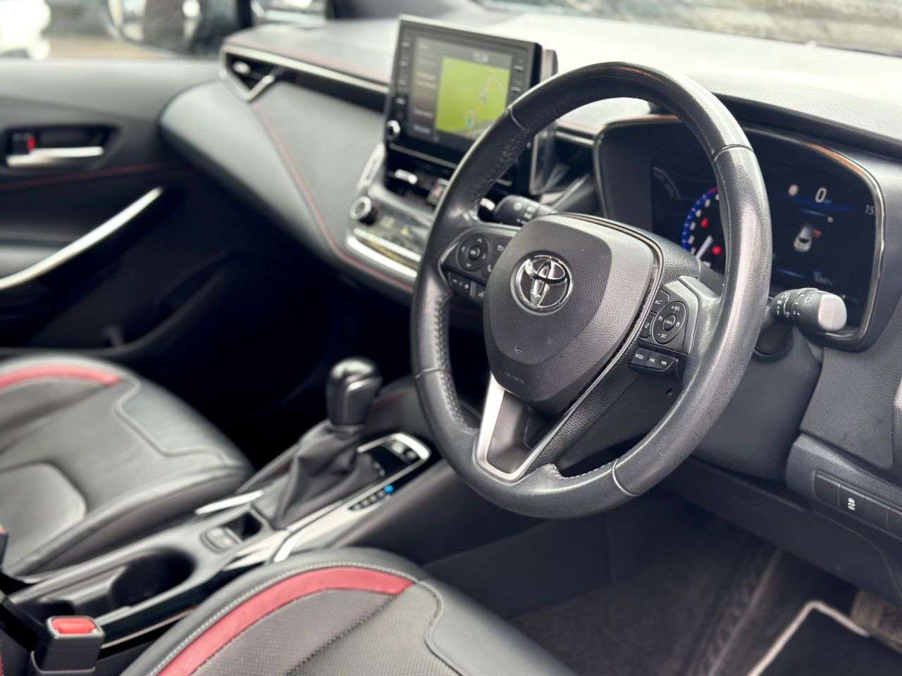 A 2021 TOYOTA COROLLA 1.8 VVT-h GPF Excel Hybrid CVT PAN ROOF! FULL TOYOTA HIST! A 2021 TOYOTA COROLLA 1.8 VVT-h GPF Excel Hybrid CVT PAN ROOF! FULL TOYOTA HIST!