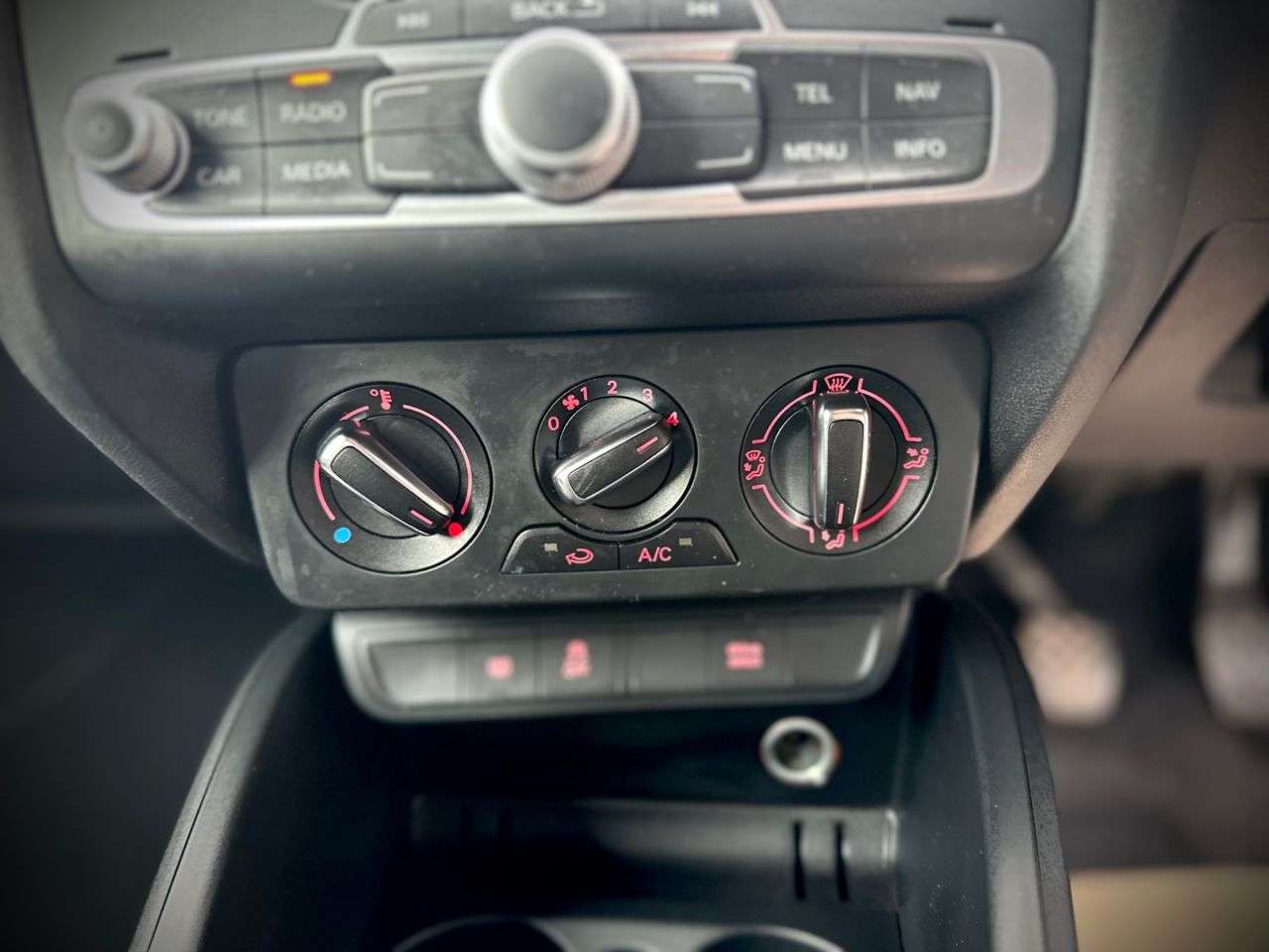 2016 AUDI A1 2016 AUDI A1