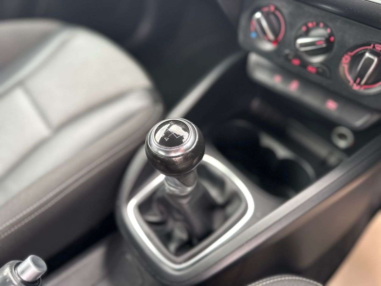 2016 AUDI A1 2016 AUDI A1