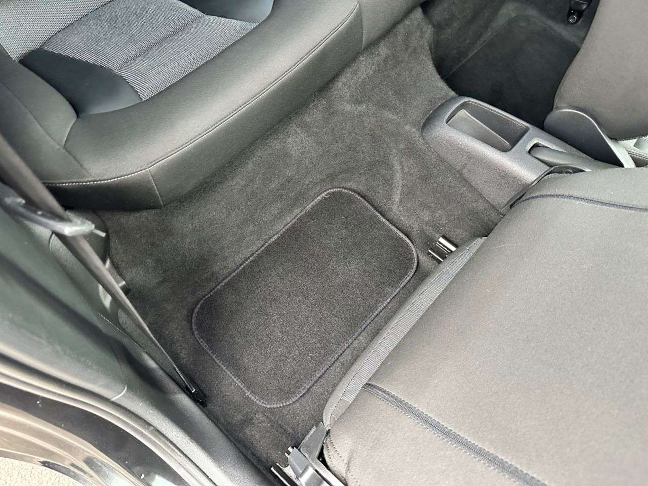 2016 AUDI A1 2016 AUDI A1