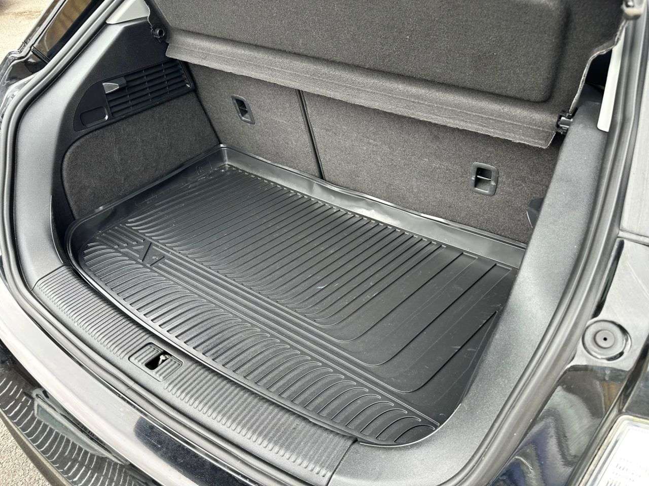 2016 AUDI A1 2016 AUDI A1