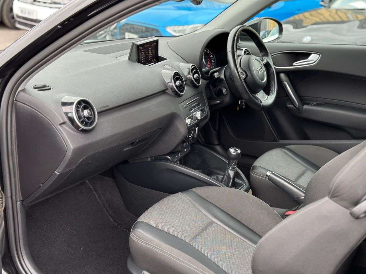 2016 AUDI A1 2016 AUDI A1