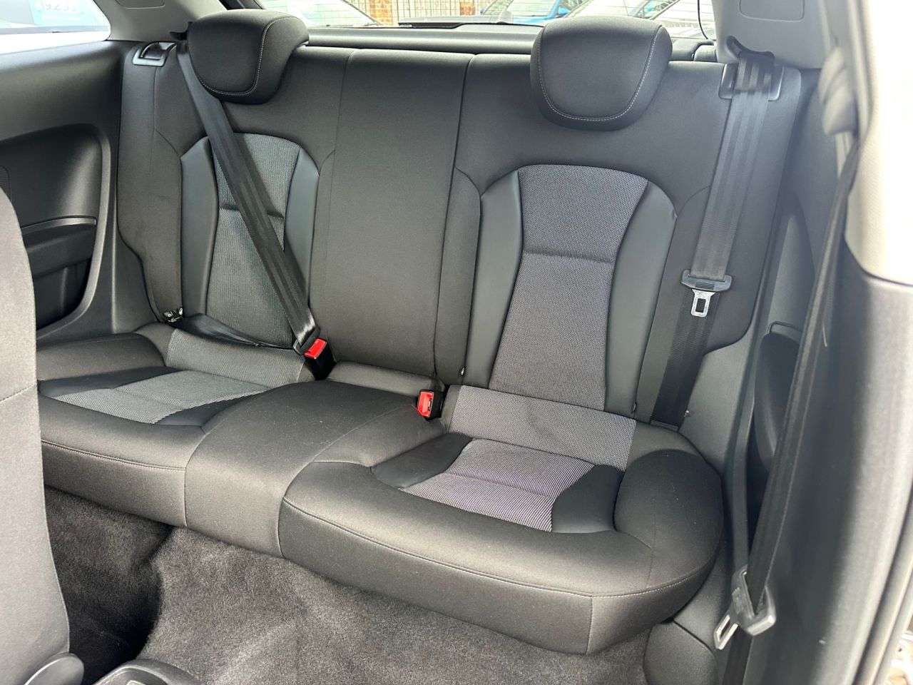 2016 AUDI A1 2016 AUDI A1