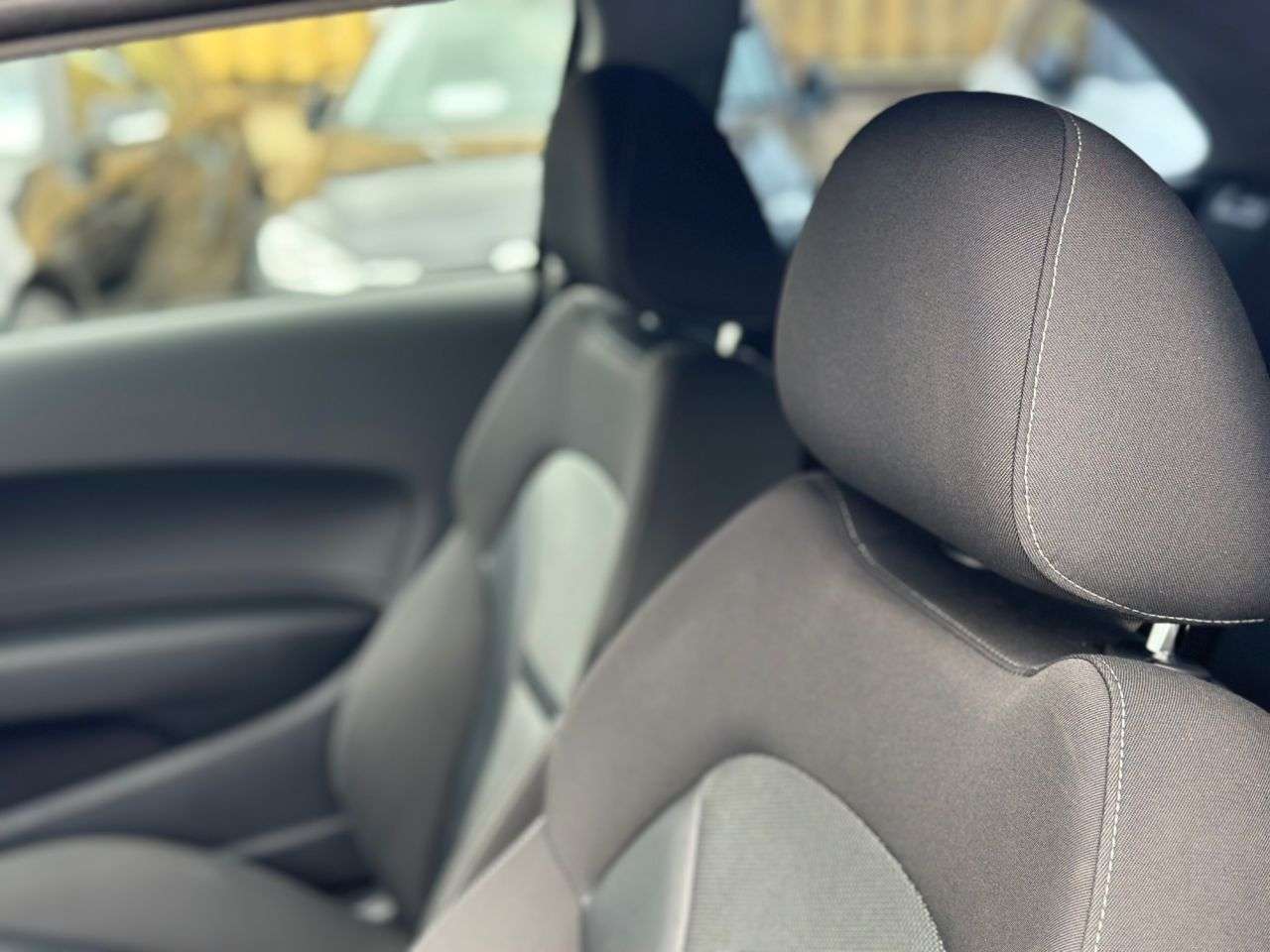 2016 AUDI A1 2016 AUDI A1