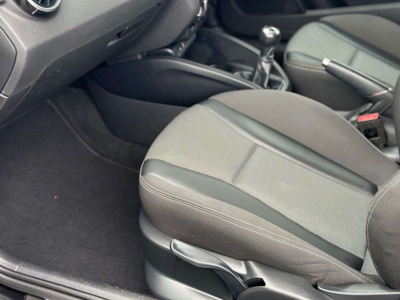2016 AUDI A1 2016 AUDI A1