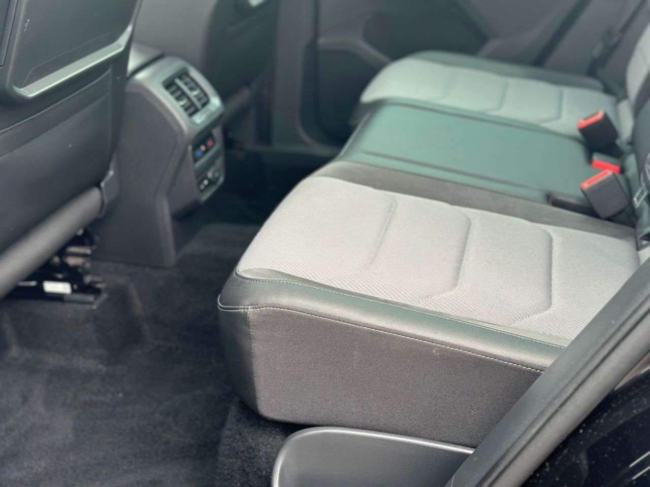2018 VOLKSWAGEN TIGUAN 2018 VOLKSWAGEN TIGUAN