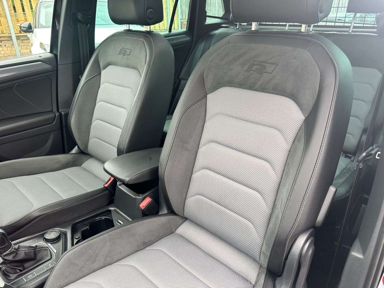 2018 VOLKSWAGEN TIGUAN 2018 VOLKSWAGEN TIGUAN