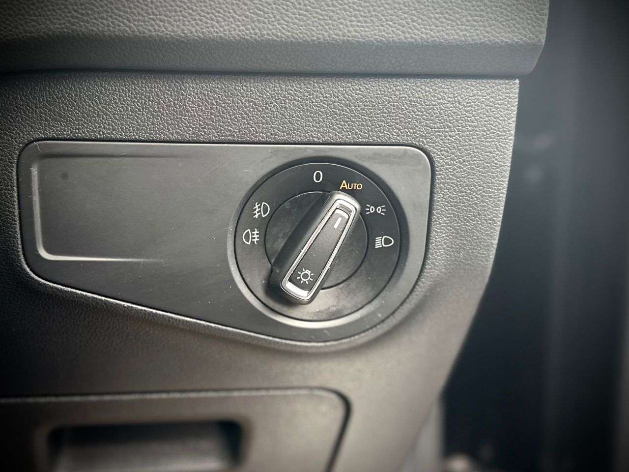 2018 VOLKSWAGEN TIGUAN 2018 VOLKSWAGEN TIGUAN