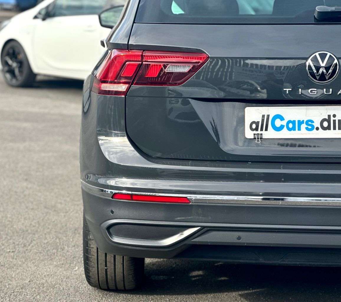 2022 VOLKSWAGEN TIGUAN 2022 VOLKSWAGEN TIGUAN