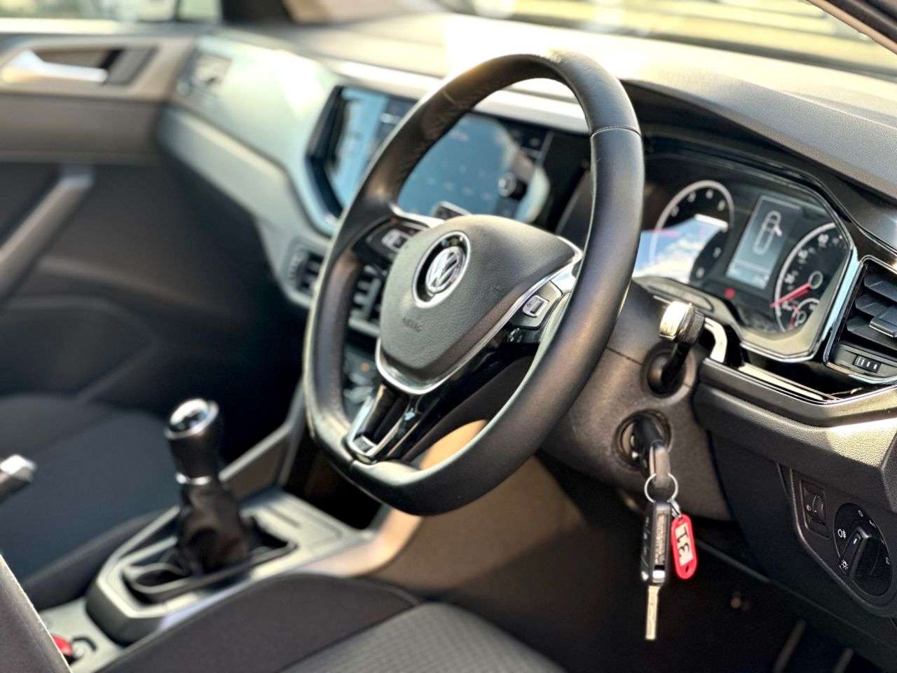 A 2018 VOLKSWAGEN POLO 1.0 EVO SE GREAT SPEC! A 2018 VOLKSWAGEN POLO 1.0 EVO SE GREAT SPEC!
