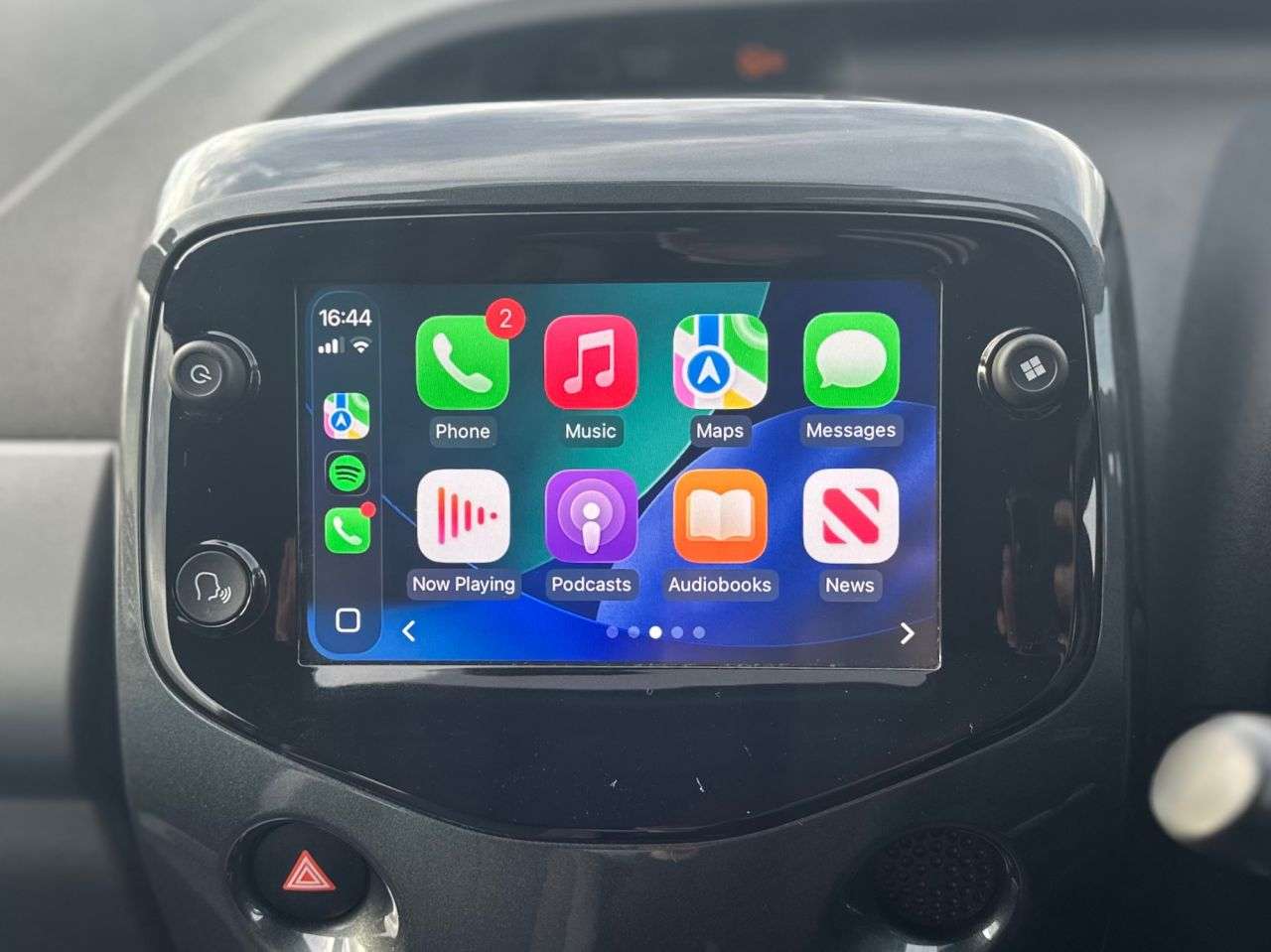 A 2019 TOYOTA AYGO 1.0 VVT-i x-trend Funroof x-shift CAR PLAY! A 2019 TOYOTA AYGO 1.0 VVT-i x-trend Funroof x-shift CAR PLAY!