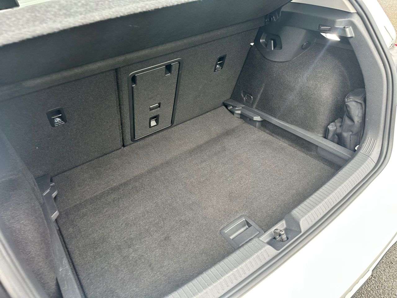 2021 VOLKSWAGEN GOLF 2021 VOLKSWAGEN GOLF