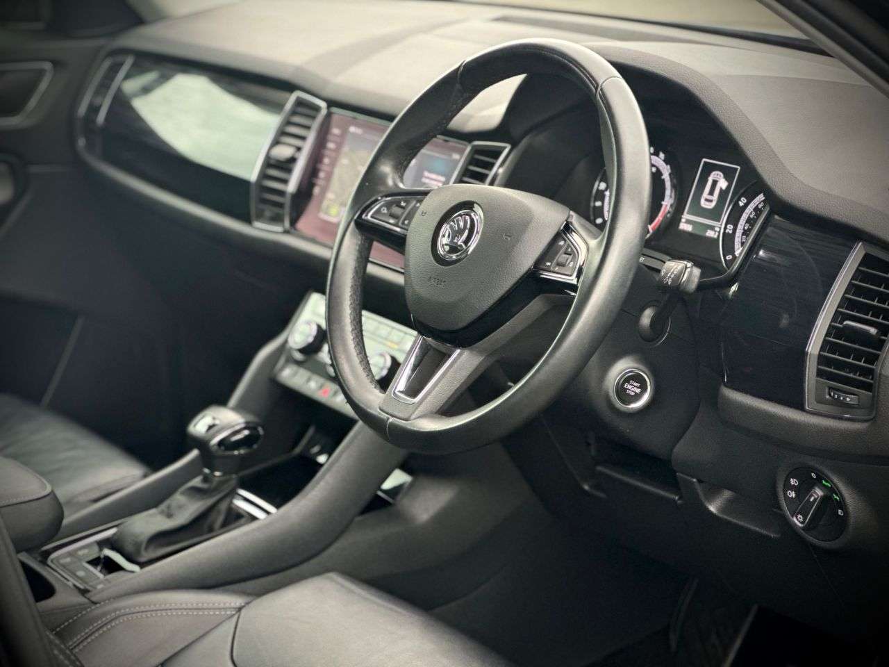 A 2019 SKODA KODIAQ 2.0 TDI SE L SUV DSG 4WD FSH inc G/Box & Haldex service done A 2019 SKODA KODIAQ 2.0 TDI SE L SUV DSG 4WD FSH inc G/Box & Haldex service done
